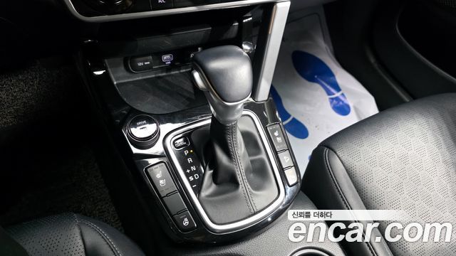 Kia Seltos Gasoline 1.6 Turbo 2WD Signature 2023 — фото 9