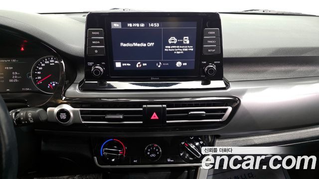 Kia Seltos Gasoline 1.6 Turbo 2WD Signature 2023 — фото 14