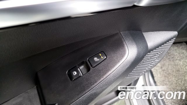 Kia Seltos Gasoline 1.6 Turbo 2WD Signature 2023 — фото 19