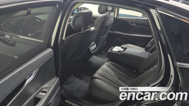 Genesis G80 (RG3) Gasoline 3.5 Turbo AWD 2022 — фото 11