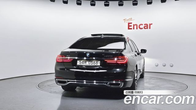 BMW 7 Series (G11) 750Li xDrive 2016 — фото 4