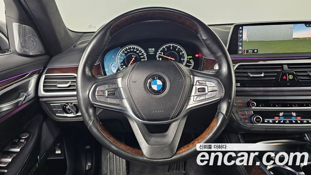 BMW 7 Series (G11) 750Li xDrive 2016 — фото 16
