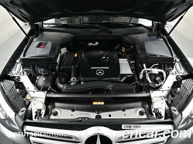 Mercedes-Benz GLC-Class (X253) GLC300 4MATIC AMG Line 2019 — фото 6
