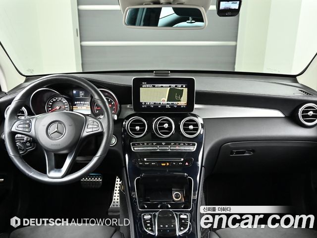 Mercedes-Benz GLC-Class (X253) GLC300 4MATIC AMG Line 2019 — фото 7