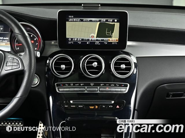Mercedes-Benz GLC-Class (X253) GLC300 4MATIC AMG Line 2019 — фото 18