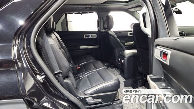 Ford Explorer (VI) 2.3 LimIted 4WD 2020 — фото 12