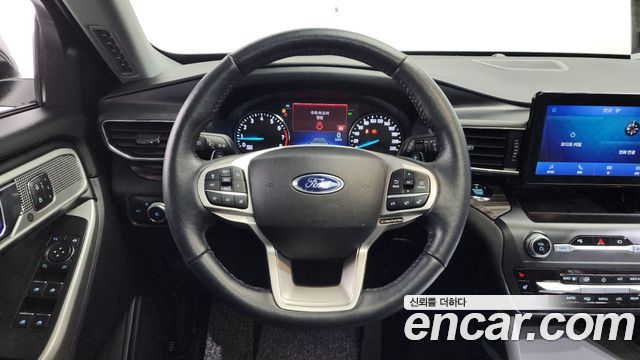 Ford Explorer (VI) 2.3 LimIted 4WD 2020 — фото 13