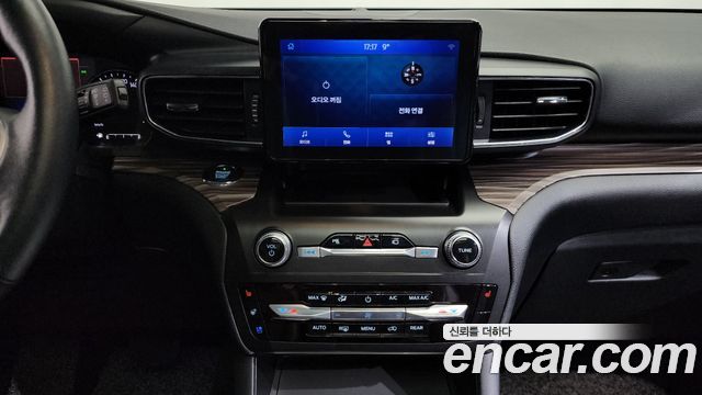 Ford Explorer (VI) 2.3 LimIted 4WD 2020 — фото 15