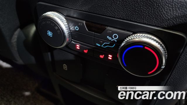 Ford Explorer (VI) 2.3 LimIted 4WD 2020 — фото 19