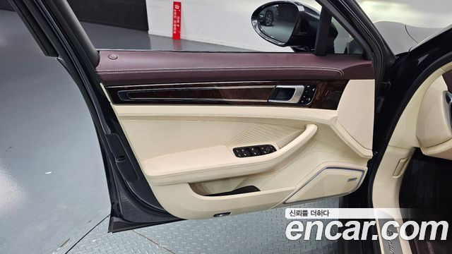 Porsche Panamera (971) 3.0 AWD 2018 — фото 24