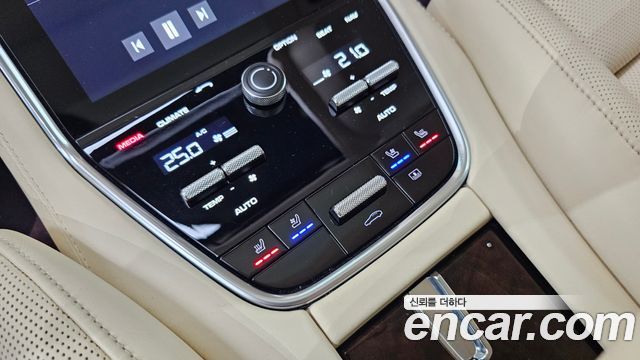 Porsche Panamera (971) 3.0 AWD 2018 — фото 28