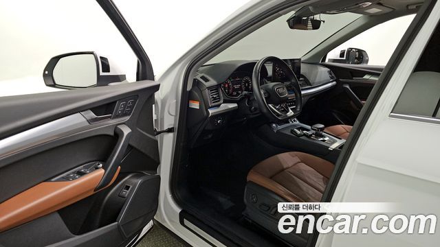 Audi Q5 (FY) 45 TFSI Quattro 2022 — фото 10