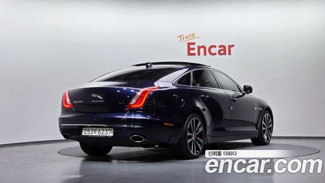 Jaguar XJ 3.0D XJ50 LWB X351 2019 — фото 2