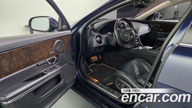 Jaguar XJ 3.0D XJ50 LWB X351 2019 — фото 10
