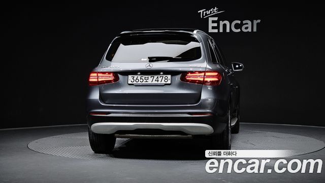 Mercedes-Benz GLC-Class (X253) GLC350e 4MATIC Premium 2019 — фото 4