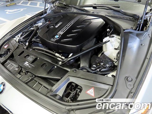 BMW 5 Series (F10) 520d xDrive Luxury 2014 — фото 6