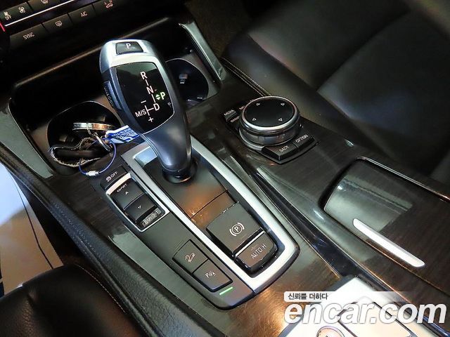 BMW 5 Series (F10) 520d xDrive Luxury 2014 — фото 23