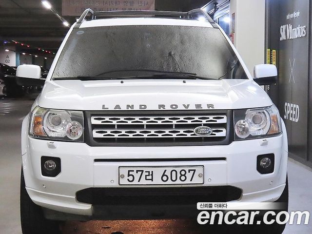 Land Rover Freelander 2 2.2 SD4 HSE 2012 — фото 2
