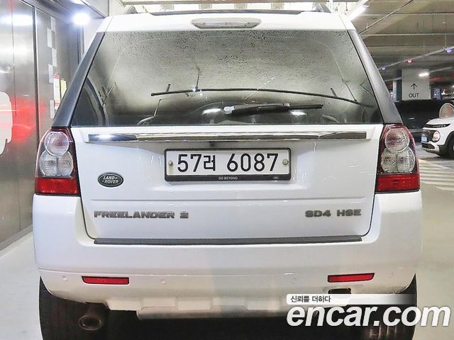 Land Rover Freelander 2 2.2 SD4 HSE 2012 — фото 5
