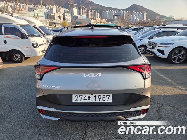Kia Sportage Hybrid (V) Signature Gravity 2WD 2023 — фото 3