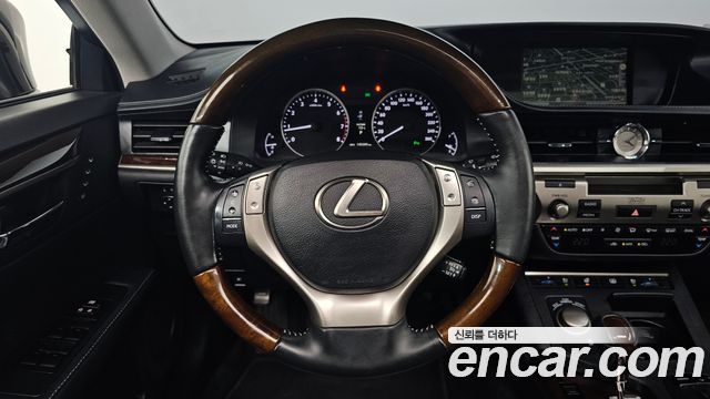 Lexus ES350 Executive XV60 2013 — фото 17