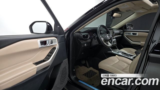 Ford Explorer (VI) 2.3 LimIted 4WD 2022 — фото 11