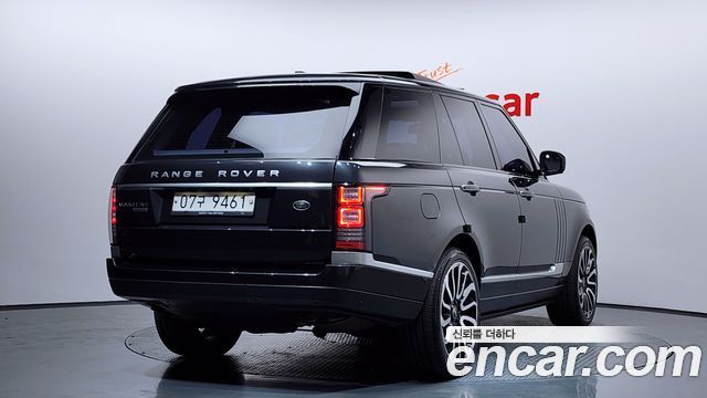 Land Rover Range Rover (IV) 5.0 SC Vogue SE 2015 — фото 2