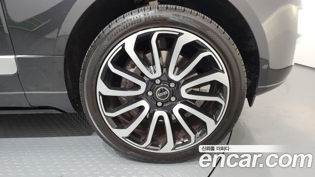 Land Rover Range Rover (IV) 5.0 SC Vogue SE 2015 — фото 5