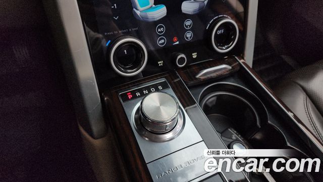 Land Rover Range Rover (IV) 5.0 SC Vogue SE 2015 — фото 9