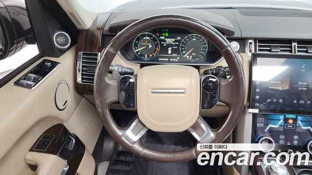 Land Rover Range Rover (IV) 5.0 SC Vogue SE 2015 — фото 13