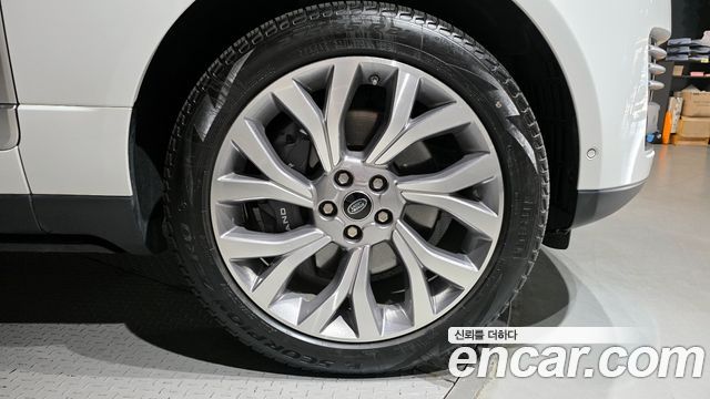 Land Rover Range Rover (IV) 5.0 SC AB LWB 2021 — фото 5