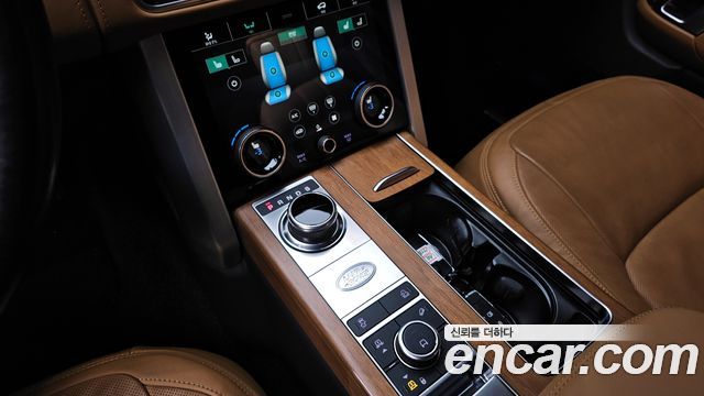 Land Rover Range Rover (IV) 5.0 SC AB LWB 2021 — фото 9