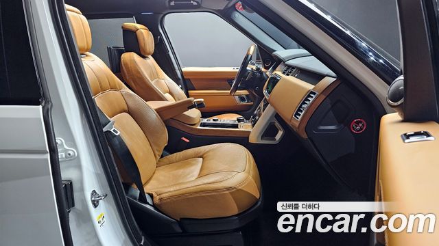 Land Rover Range Rover (IV) 5.0 SC AB LWB 2021 — фото 10