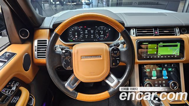 Land Rover Range Rover (IV) 5.0 SC AB LWB 2021 — фото 13