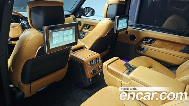 Land Rover Range Rover (IV) 5.0 SC AB LWB 2021 — фото 16