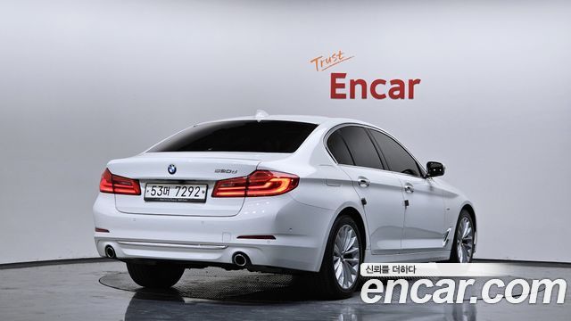 BMW 5 Series (G30) 520d Luxury Special Edition 2018 — фото 2