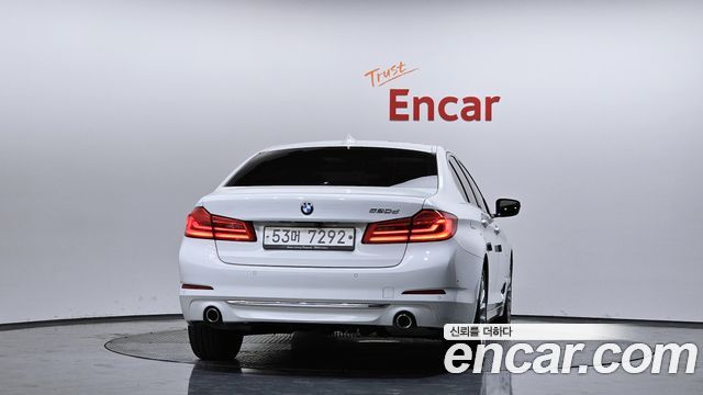 BMW 5 Series (G30) 520d Luxury Special Edition 2018 — фото 4