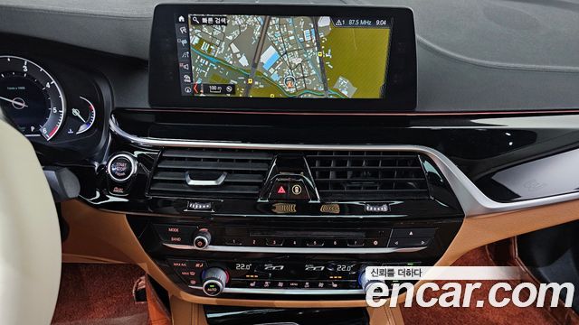 BMW 5 Series (G30) 520d Luxury Special Edition 2018 — фото 14