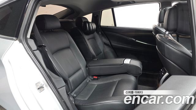 BMW 5 Series GT (F07) GT 2011 — фото 12