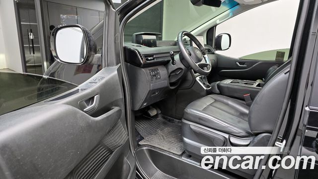 Hyundai Staria Cargo 3-Seater Modern 2023 — фото 11