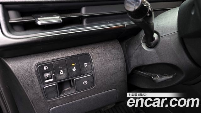 Hyundai Staria Cargo 3-Seater Modern 2023 — фото 18