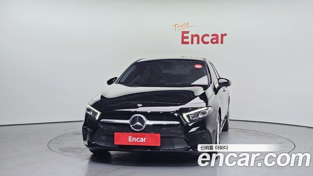 Mercedes-Benz A-Class (W177) A220 Sedan 2020 — фото 3