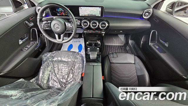 Mercedes-Benz A-Class (W177) A220 Sedan 2020 — фото 7