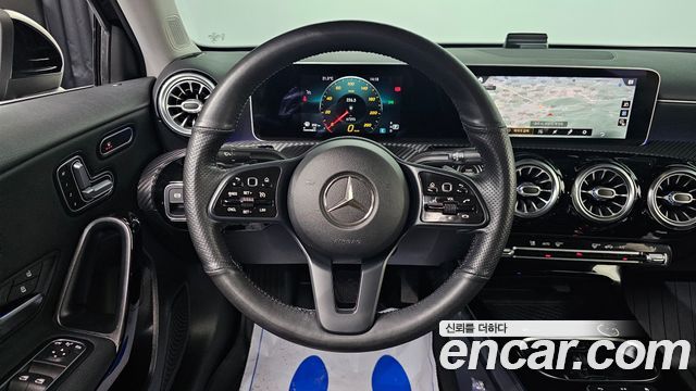 Mercedes-Benz A-Class (W177) A220 Sedan 2020 — фото 16