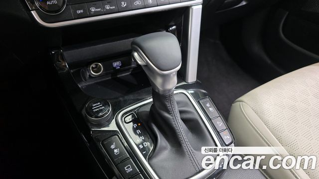Kia Seltos Gasoline 1.6 Turbo 2WD Gravity 2022 — фото 9
