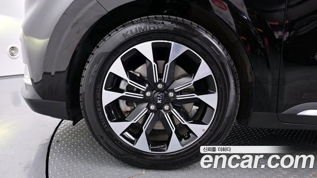 Kia Carnival (IV) Diesel 9-Seater Signature 2021 — фото 5
