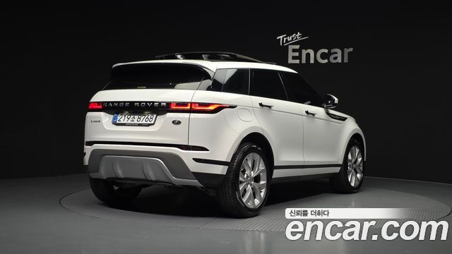 Land Rover Range Rover Evoque (II) P250 SE 2022 — фото 2