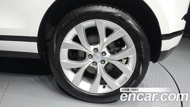 Land Rover Range Rover Evoque (II) P250 SE 2022 — фото 5