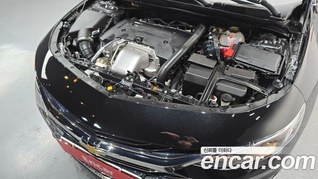 Chevrolet Malibu 2.0 Turbo LT Special 2022 — фото 6