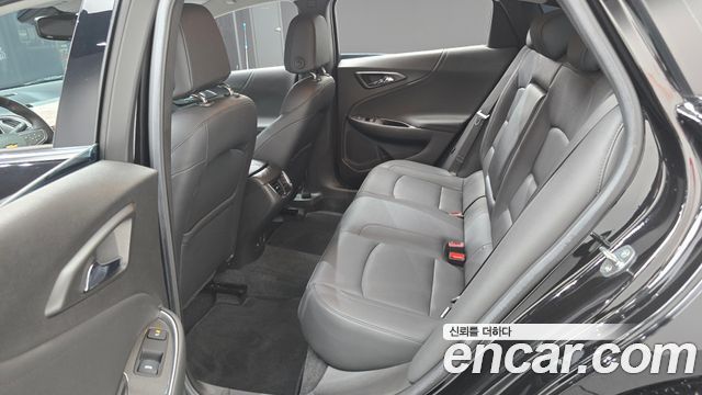 Chevrolet Malibu 2.0 Turbo LT Special 2022 — фото 16